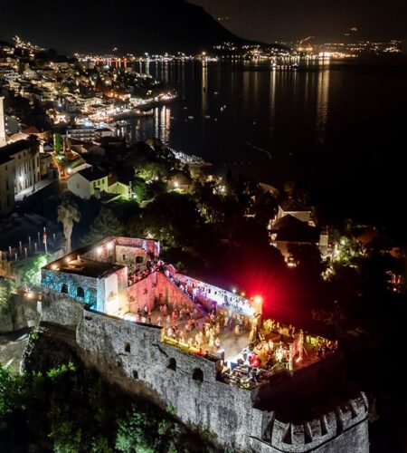 [Photo] 📽 Кино в крепости под открытым небом!