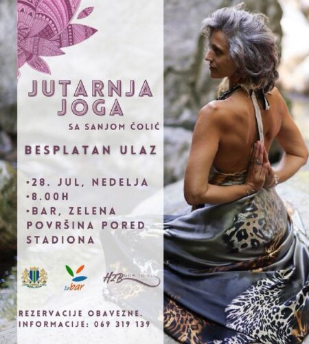 [Photo] Йога в Баре