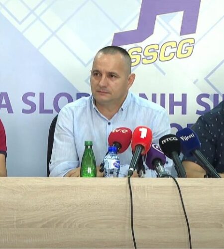 [Media] 🔥Профсоюз полиции объявил о возможной блокаде погран...