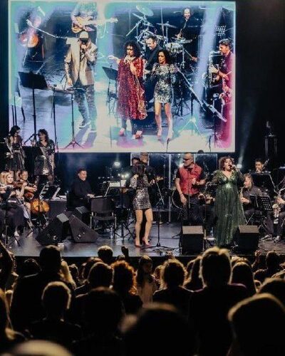 Группа Big band Novi Sad выступает на закрытии фестиваля Bar38 в Черногории, август 2025.