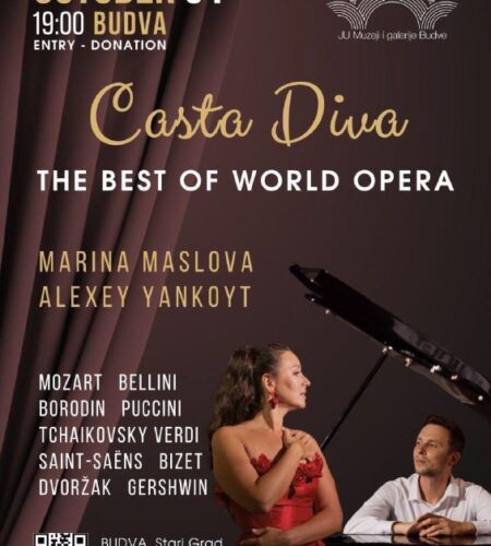 [Photo] Концерт оперных арий в Будве В пятницу, 31...